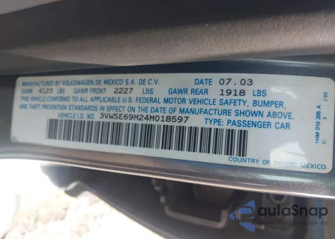 2004 Volkswagen Jetta Gli 1.8T/Gls 1.8T from USA, damaged, VIN 3VWSE69M24M018597